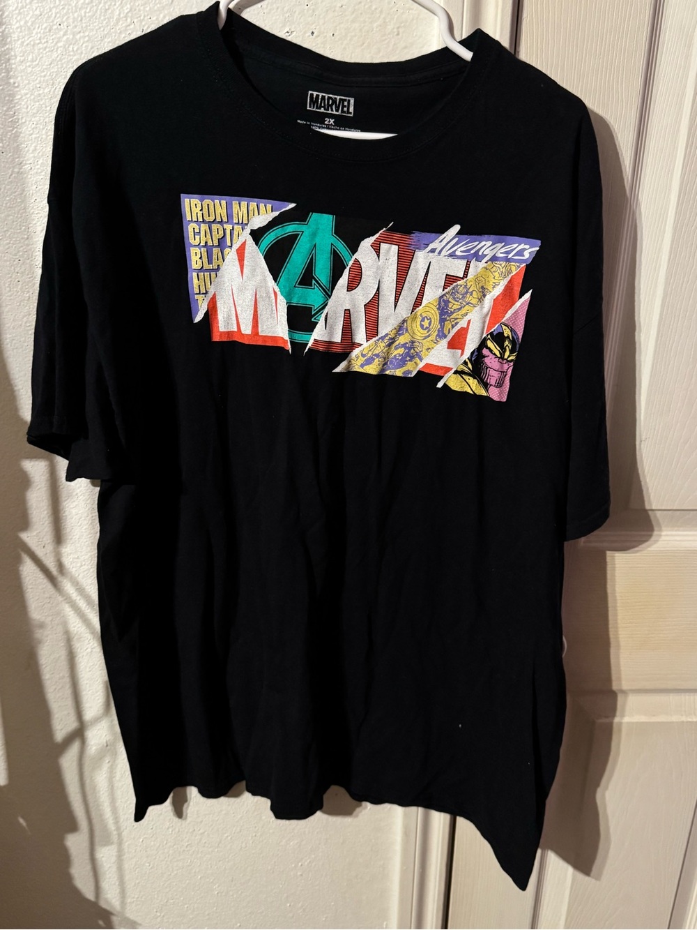Marvel Black Short-Sleeve Graphic Tee with Multicolor Avengers Print Size 2X